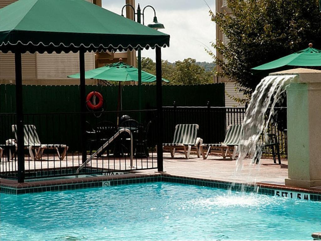 French Quarter Resort Branson Exteriör bild