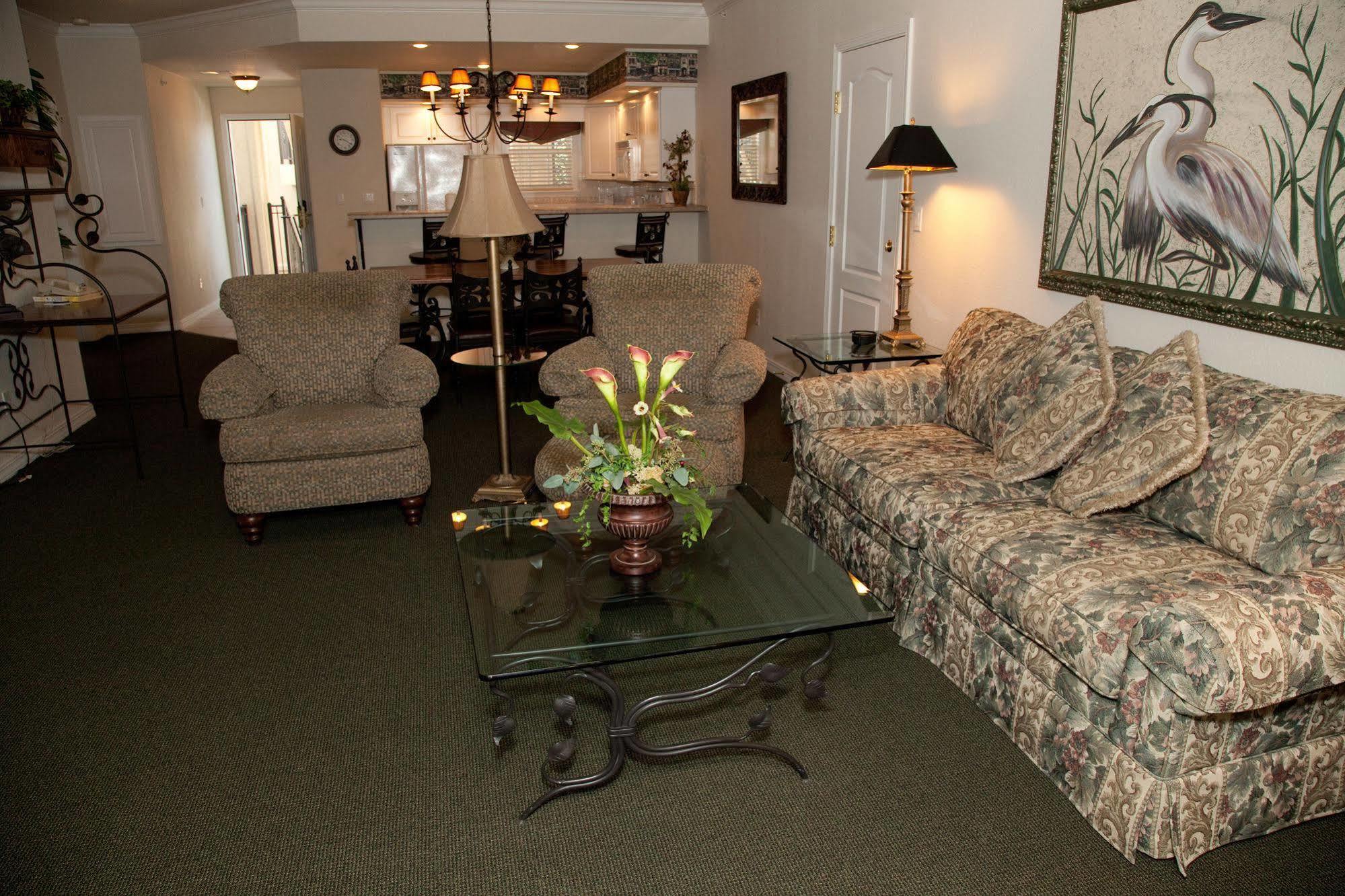 French Quarter Resort Branson Exteriör bild